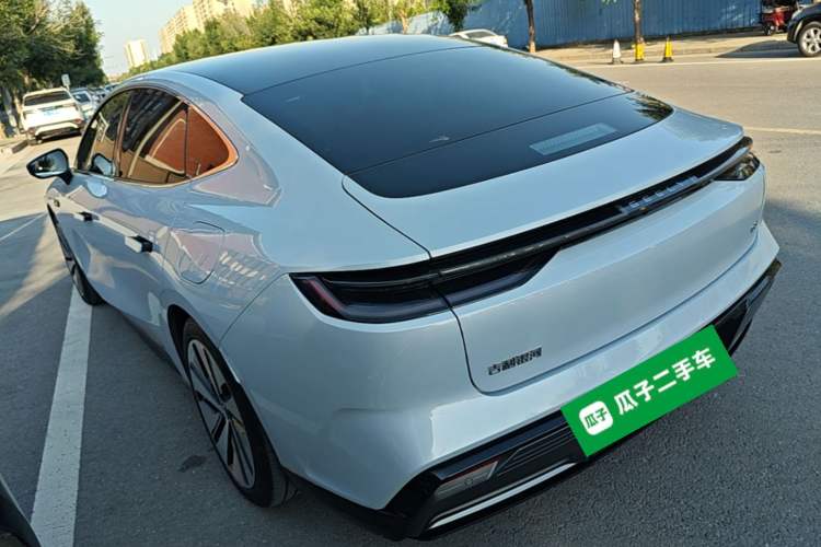 Used Geely Galaxy E8 2024 665 km Range Rear-Drive Starship Long-Range Version Rear Left 45 Deg