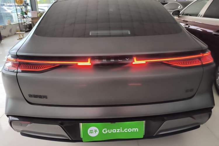 Used Geely Galaxy E8 2024 620 km All-Wheel-Drive Dragon Edition Rear
