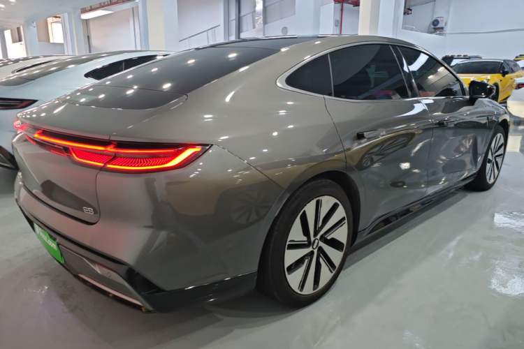 Used Geely Galaxy E8 2024 665 km Range Rear-Drive Starship Long-Range Version Rear Right 45 Deg