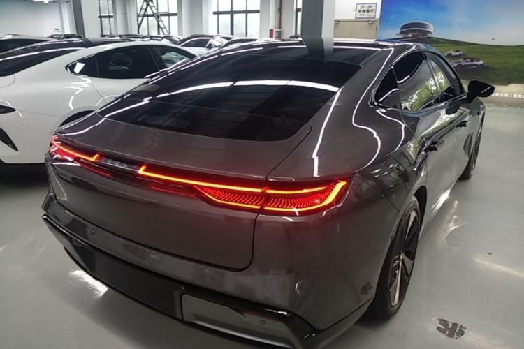 Used Geely Galaxy E8 2024 665 km Range Rear-Drive Starship Long-Range Version Rear Right 45 Deg