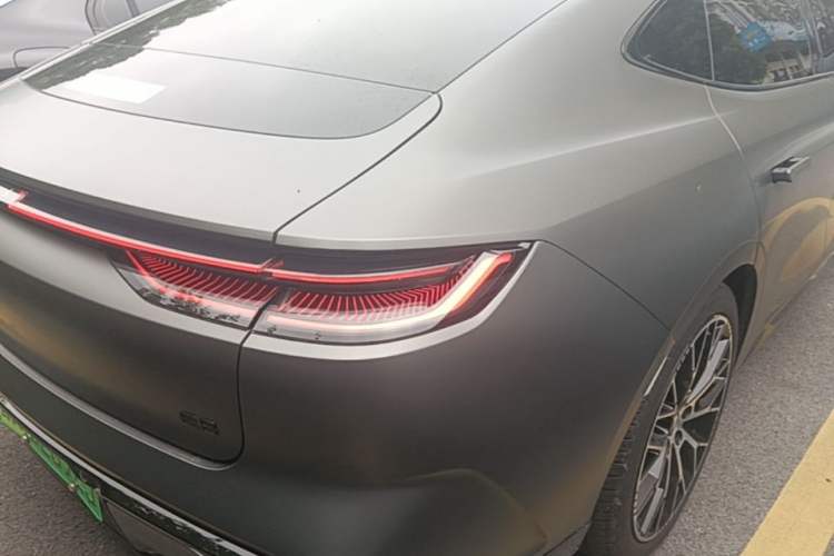 Used Geely Galaxy E8 2024 620 km All-Wheel-Drive Starship Performance Edition Rear Right 45 Deg