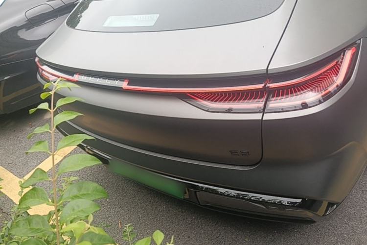 Used Geely Galaxy E8 2024 620 km All-Wheel-Drive Starship Performance Edition Rear