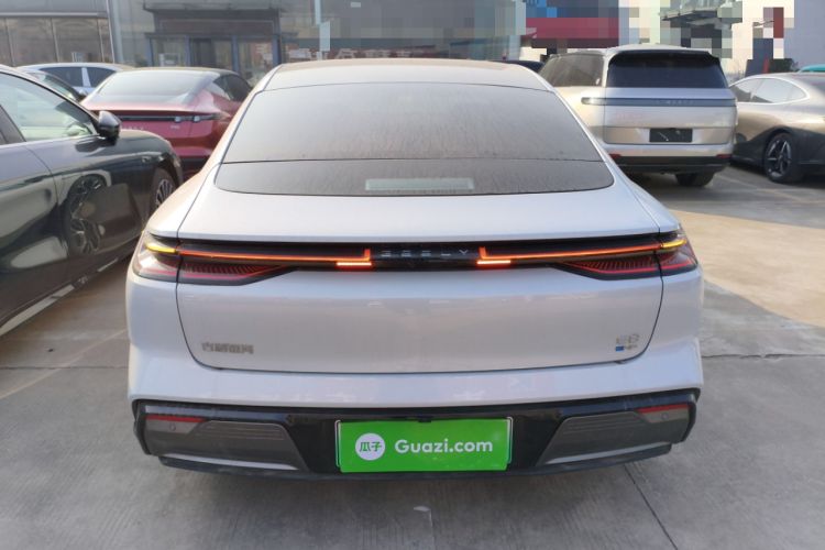 Used Geely Galaxy E8 2024 665 km Range Rear-Drive Starship Intelligent Driving Version Rear