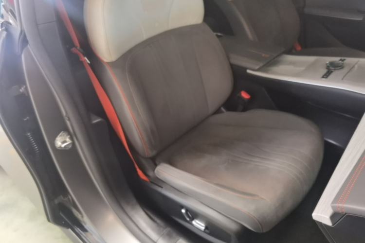 Used Geely Galaxy E8 2024 620 km All-Wheel-Drive Starship Performance Edition Right Front Seat