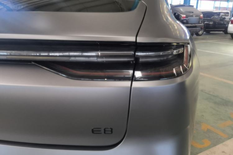 Used Geely Galaxy E8 2024 620 km All-Wheel-Drive Starship Performance Edition Right Rear Taillight