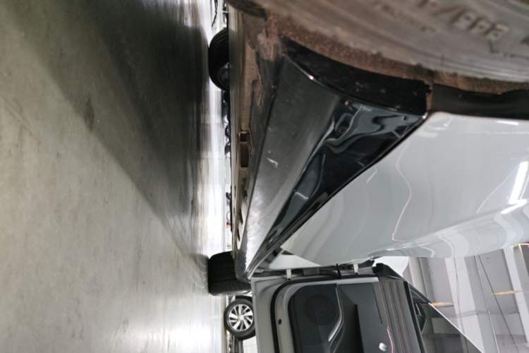 Used Geely Galaxy E8 2024 620 km All-Wheel-Drive Starship Performance Edition Right Side Sill