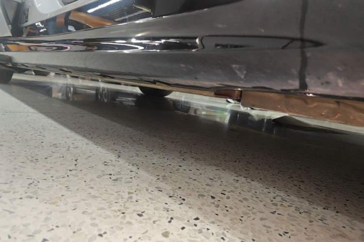 Used Geely Galaxy E8 2024 665 km Range Rear-Drive Starship Long-Range Version Right Side Sill