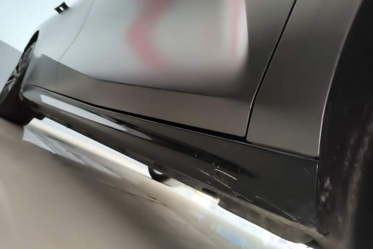 Used Geely Galaxy E8 2024 620 km All-Wheel-Drive Dragon Edition Right Side Sill