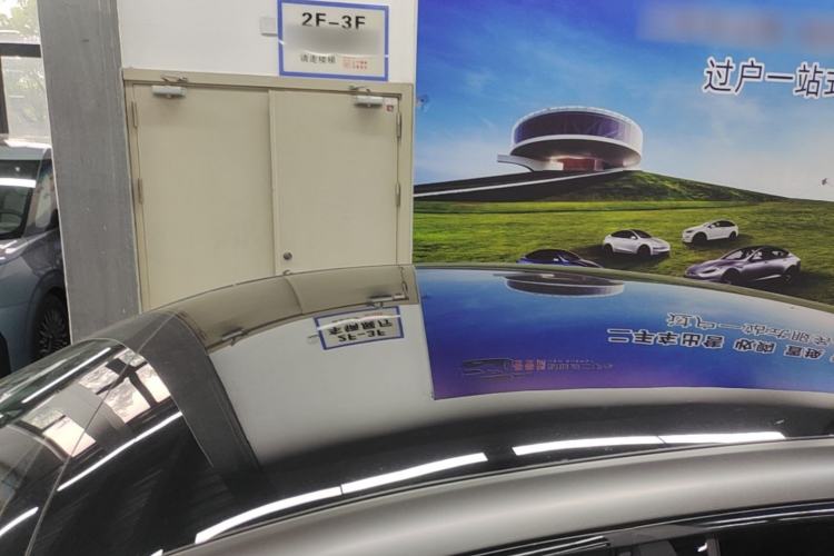 Used Geely Galaxy E8 2024 665 km Range Rear-Drive Starship Long-Range Version Roof