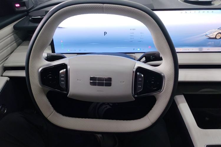 Used Geely Galaxy E8 2024 665 km Range Rear-Drive Starship Long-Range Version Steering Wheel