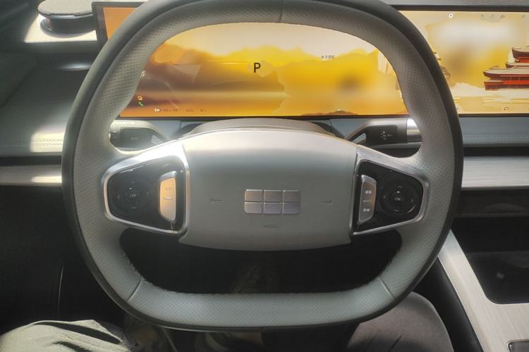 Used Geely Galaxy E8 2024 665 km Range Rear-Drive Starship Long-Range Version Steering Wheel