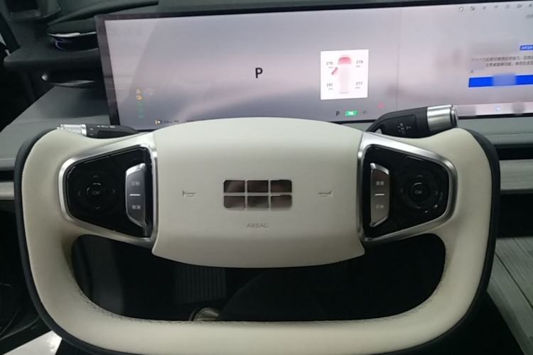 Used Geely Galaxy E8 2024 665 km Range Rear-Drive Starship Long-Range Version Steering Wheel