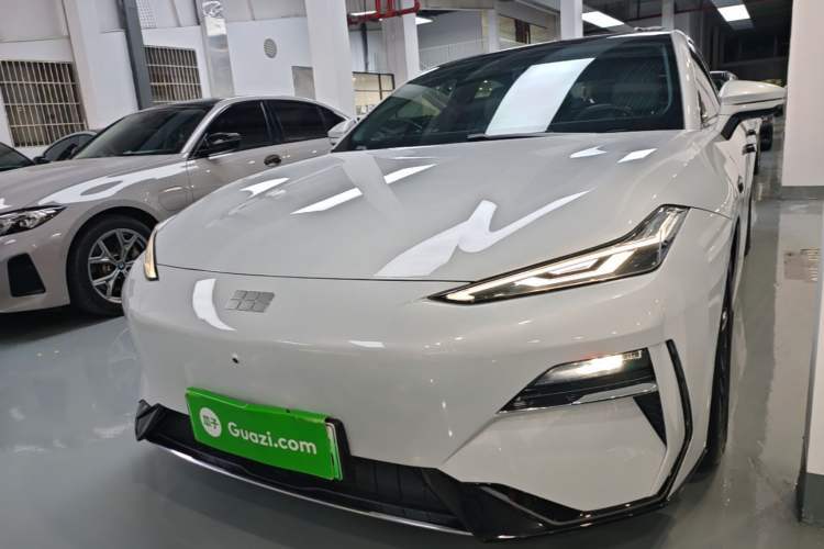Used Geely Galaxy E8 2024 550 km Range Rear-Drive Dragon Edition Guazi used car, China used car export, Used car for sale, Used  cars, Cheapest cars for sale