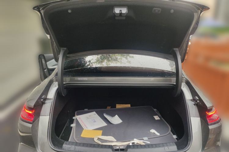 Used Geely Galaxy E8 2024 550 km Range Rear-Drive MAX Trunk