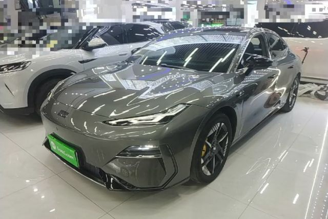 Used Geely Galaxy E8 2024 550 km Range Rear-Drive Dragon Edition