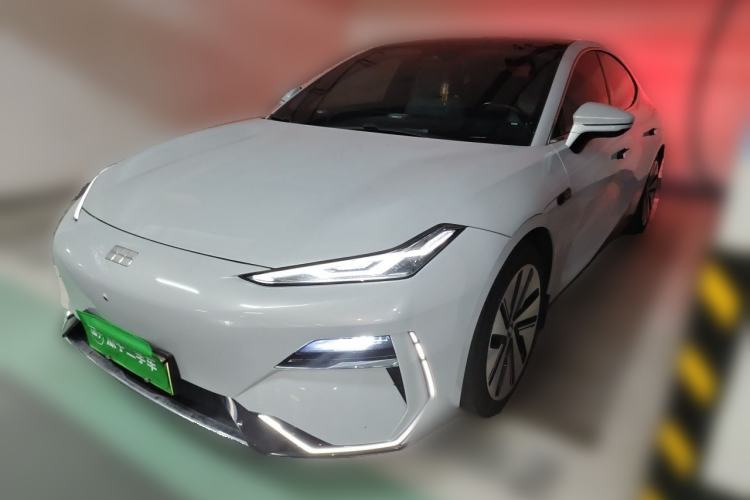 Geely Galaxy E8 2024 550 km Range Rear-Drive MAX