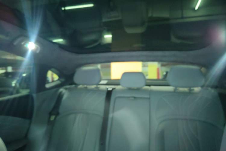 Used Geely Galaxy E8 2024 665 km Range Rear-Drive Starship Long-Range Version Headliner