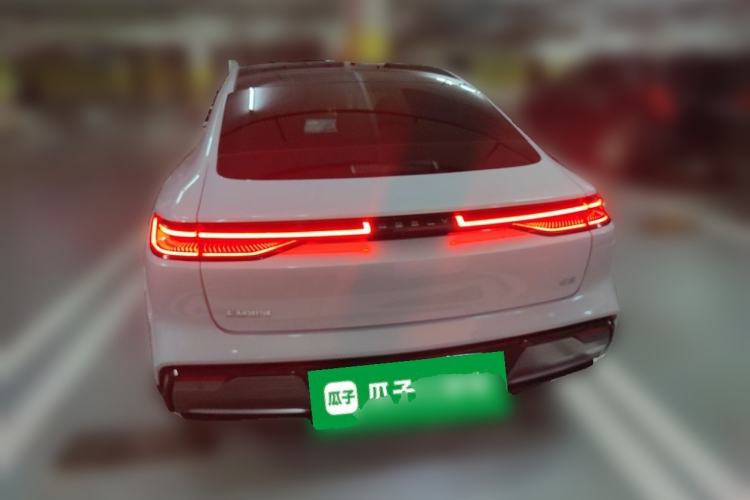 Used Geely Galaxy E8 2024 665 km Range Rear-Drive Starship Long-Range Version Rear