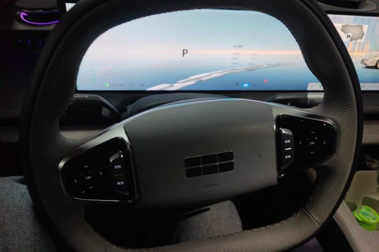 Used Geely Galaxy E8 2024 665 km Range Rear-Drive Starship Long-Range Version Steering Wheel