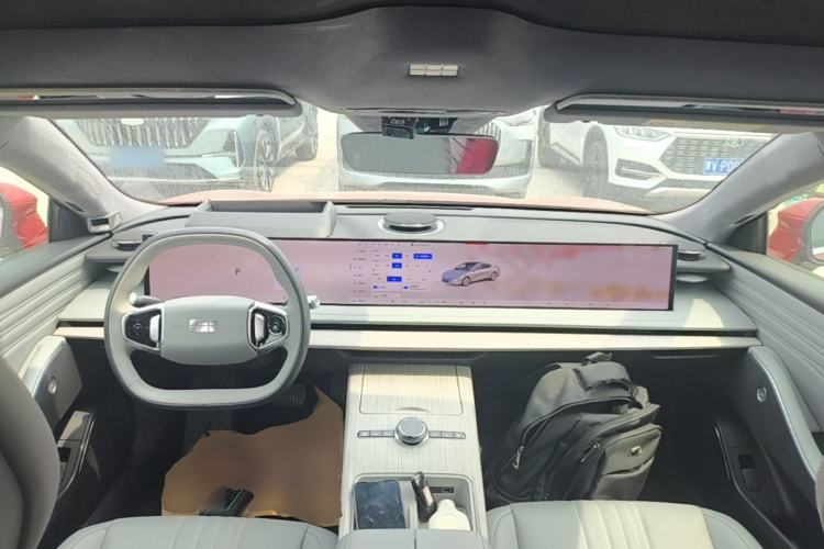 Used Geely Galaxy E8 2024 665 km Range Rear-Drive Starship Long-Range Version Center Console