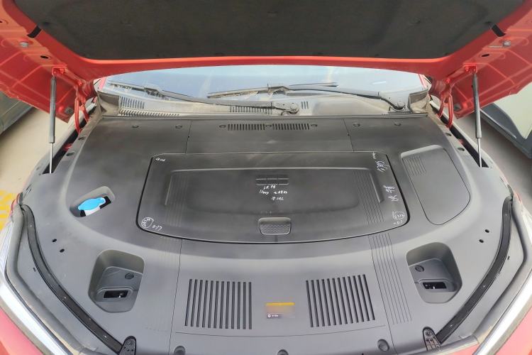 Used Geely Galaxy E8 2024 665 km Range Rear-Drive Starship Long-Range Version Engine Bay