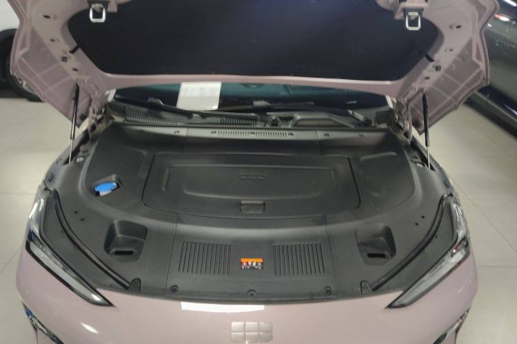 Used Geely Galaxy E8 2024 665 km Range Rear-Drive Starship Long-Range Version Engine Bay