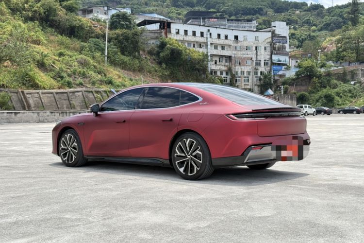 Used Geely Galaxy E8 2024 665 km Range Rear-Drive Starship Long-Range Version Exterior 5