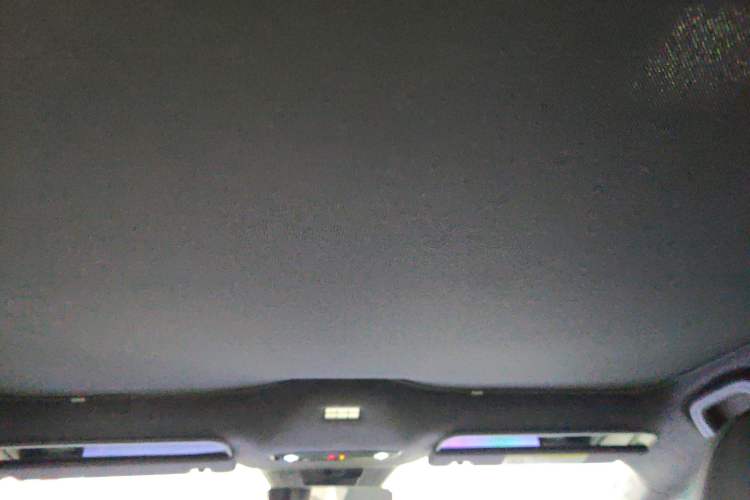 Used Geely Galaxy E8 2024 665 km Range Rear-Drive Starship Long-Range Version Headliner
