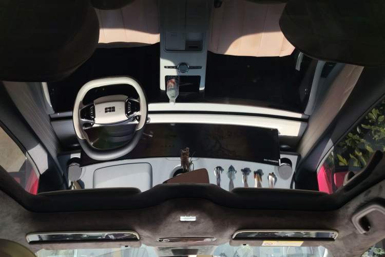Used Geely Galaxy E8 2024 550 km Range Rear-Drive MAX Headliner