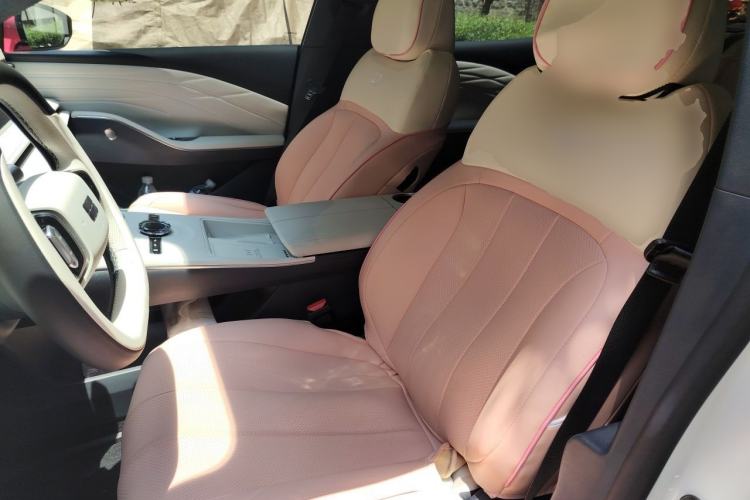 Used Geely Galaxy E8 2024 550 km Range Rear-Drive MAX Left Front Seat