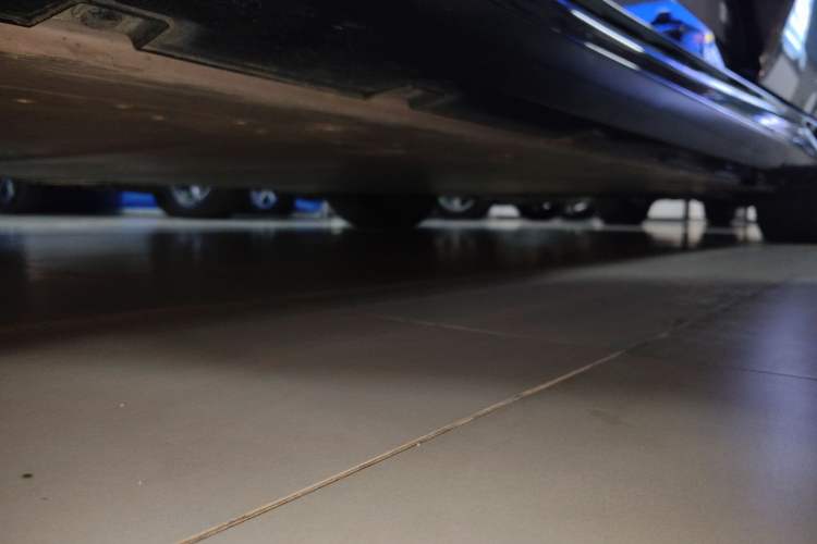 Used Geely Galaxy E8 2024 665 km Range Rear-Drive Starship Long-Range Version Left Side Sill