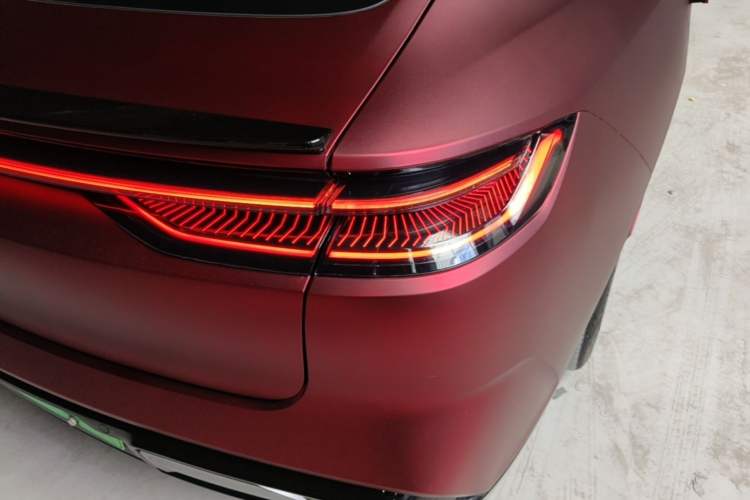 Used Geely Galaxy E8 2024 665 km Range Rear-Drive Starship Long-Range Version Right Rear Taillight