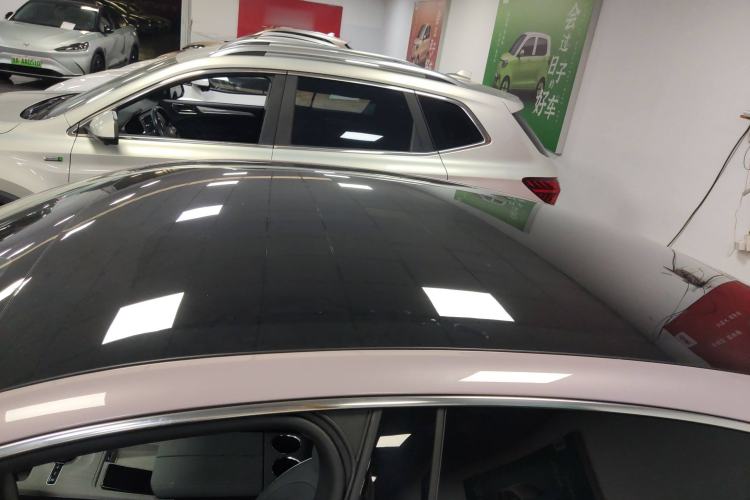 Used Geely Galaxy E8 2024 665 km Range Rear-Drive Starship Long-Range Version Roof