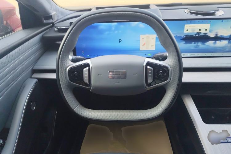 Used Geely Galaxy E8 2024 665 km Range Rear-Drive Starship Long-Range Version Steering Wheel