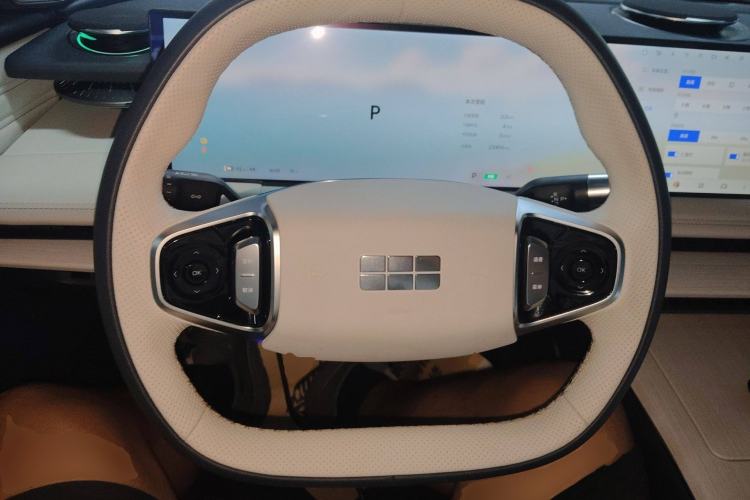 Used Geely Galaxy E8 2024 665 km Range Rear-Drive Starship Long-Range Version Steering Wheel