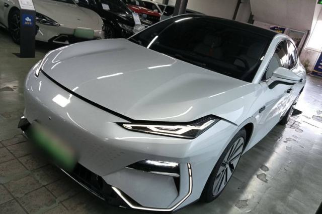 Used Geely Galaxy E8 2024 665 km Range Rear-Drive Starship Long-Range Version