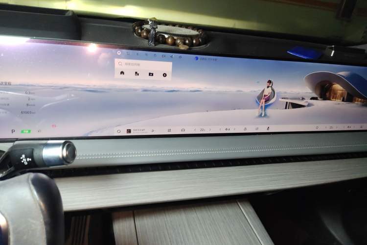 Used Geely Galaxy E8 2024 665 km Range Rear-Drive Starship Long-Range Version Audio And AC Panel