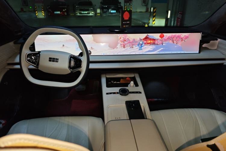 Used Geely Galaxy E8 2024 665 km Range Rear-Drive Starship Long-Range Version Center Console