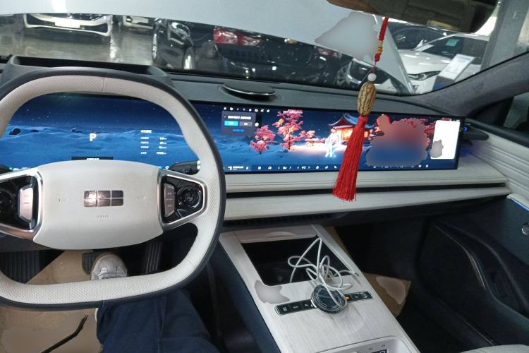 Used Geely Galaxy E8 2024 665 km Range Rear-Drive Starship Long-Range Version Center Console
