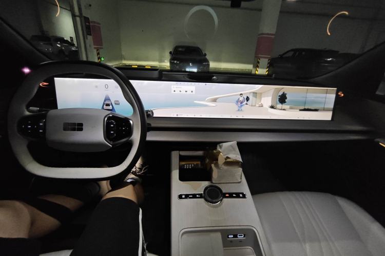Used Geely Galaxy E8 2024 665 km Range Rear-Drive Starship Long-Range Version Center Console