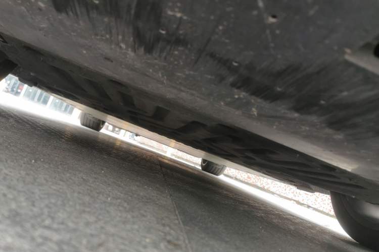 Used Geely Galaxy E8 2024 665 km Range Rear-Drive Starship Long-Range Version Chassis Front