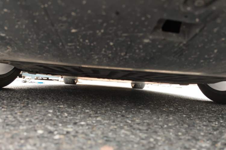 Used Geely Galaxy E8 2024 620 km All-Wheel-Drive Dragon Edition Chassis Front