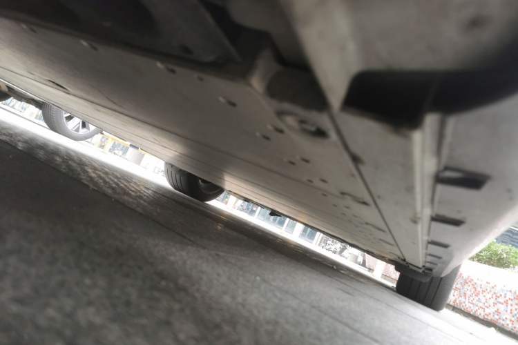 Used Geely Galaxy E8 2024 665 km Range Rear-Drive Starship Long-Range Version Chassis Front Left