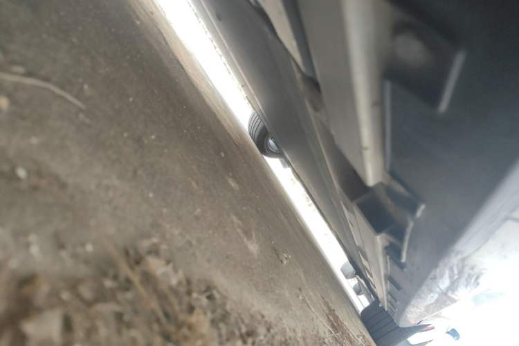 Used Geely Galaxy E8 2024 550 km Range Rear-Drive Dragon Edition Chassis Front Left