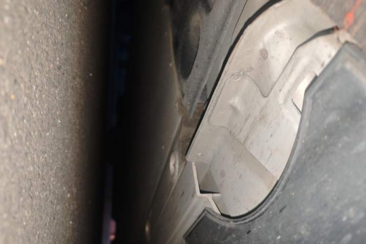 Used Geely Galaxy E8 2024 550 km Range Rear-Drive Dragon Edition Chassis Front Left