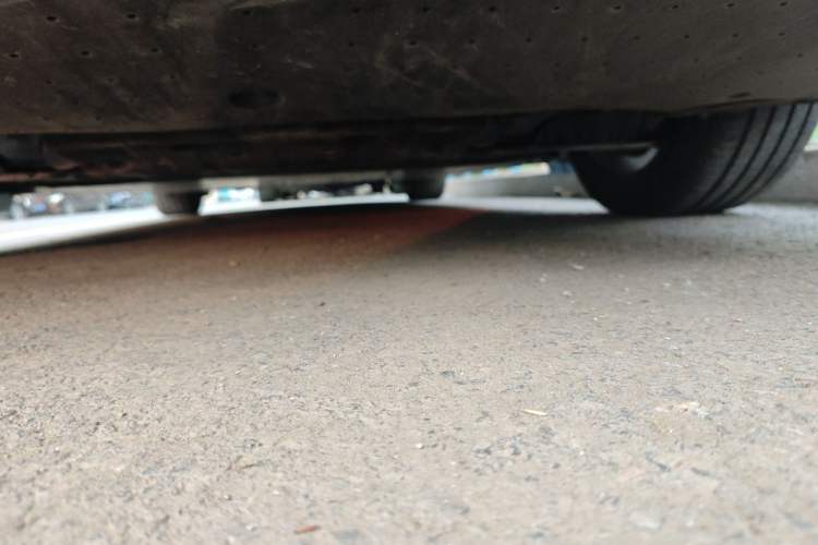 Used Geely Galaxy E8 2024 665 km Range Rear-Drive Starship Long-Range Version Chassis Rear