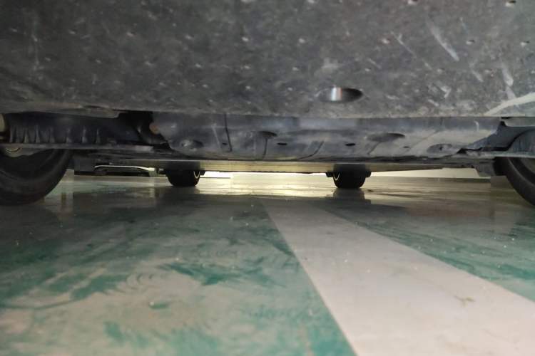 Used Geely Galaxy E8 2024 665 km Range Rear-Drive Starship Long-Range Version Chassis Rear