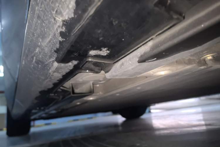 Used Geely Galaxy E8 2024 550 km Range Rear-Drive Dragon Edition Chassis Rear Left
