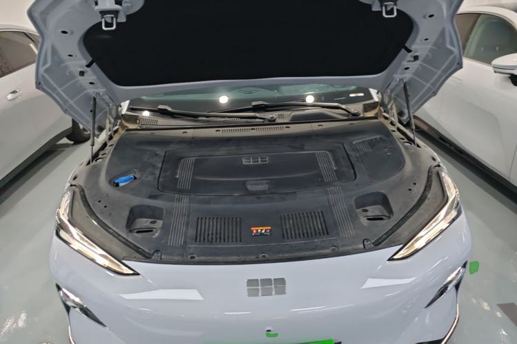 Used Geely Galaxy E8 2024 550 km Range Rear-Drive MAX Engine Bay