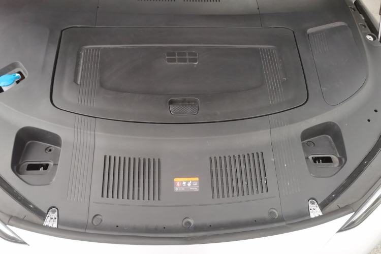 Used Geely Galaxy E8 2024 665 km Range Rear-Drive Starship Long-Range Version Engine Bay